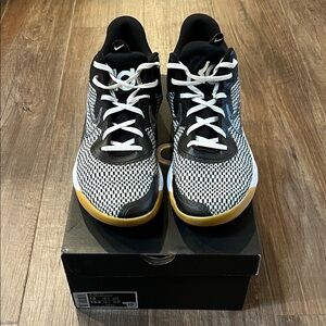 Kevin Durant - Nike KD Trey 5 IX basketball shoes